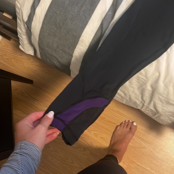 Lululemon cropped leggings - Picture 2 of 2